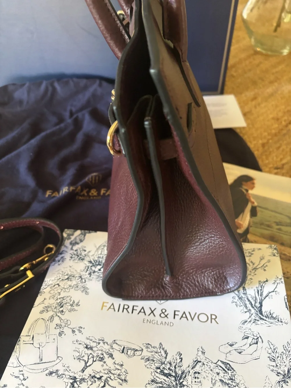 FAIRFAX & FAVOR Top Handle